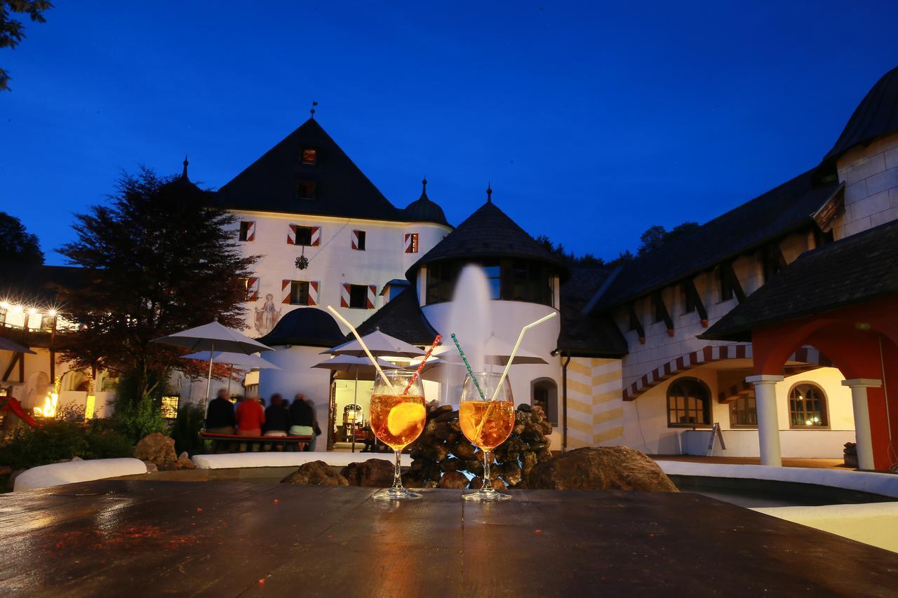 2024 MIRA Hotel Schloss in Fieberbrunn, Tirol 5 Nächte HP ab 299,-